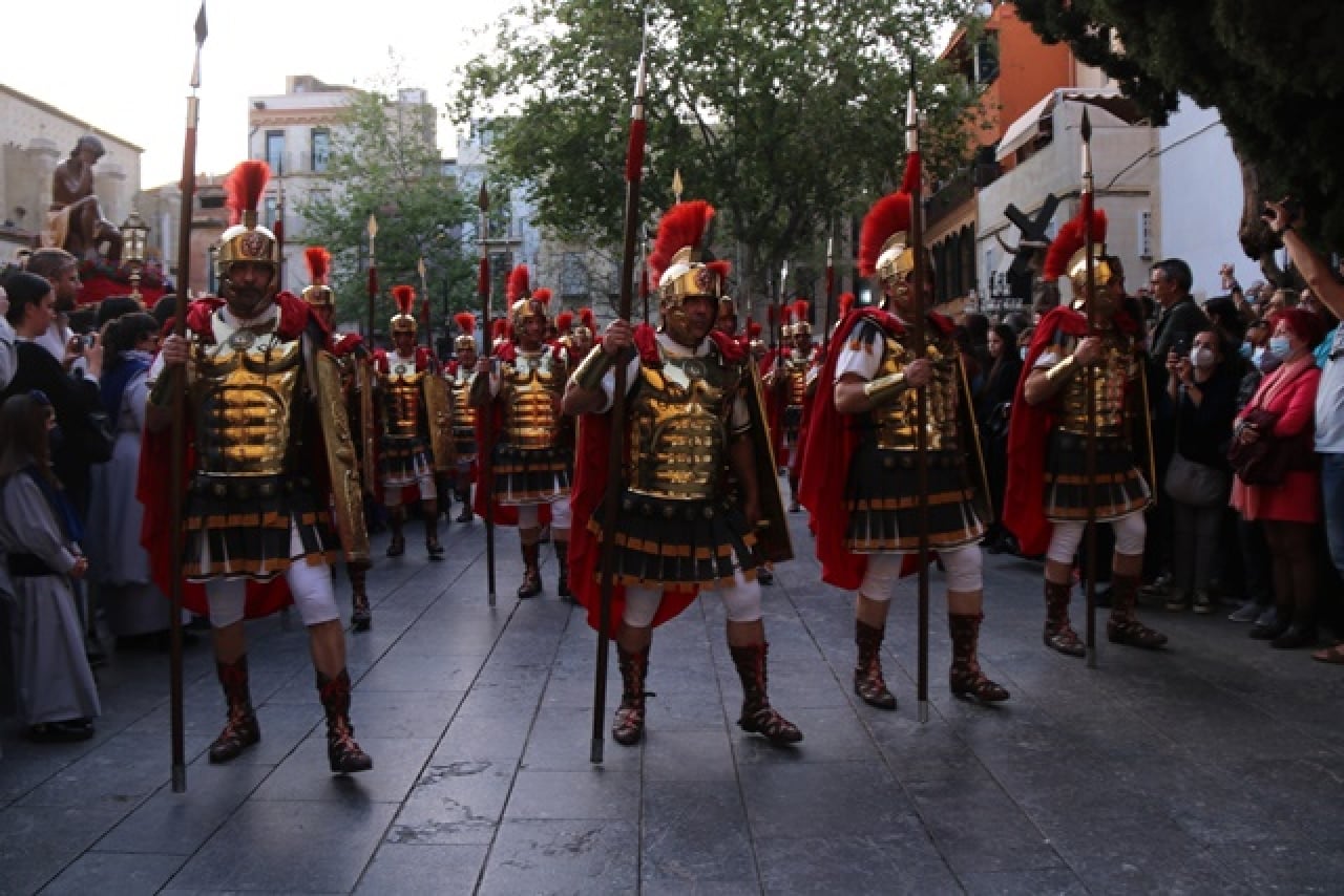 Els Armats de la Sang a l&#039;inici de la processó del Sant Enterrament de Tarragona