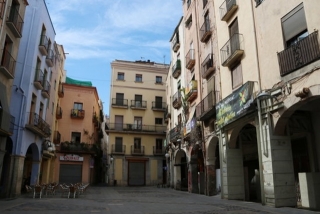 El bar es troba situat a la plaça de l&#039;Oli, al Centre Històric de Valls