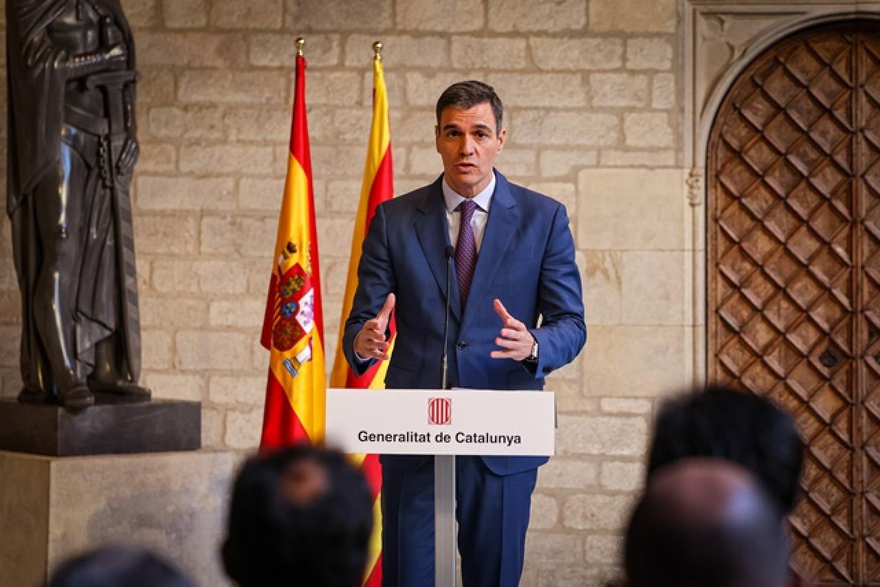 El president del govern espanyol, Pedro Sánchez, al Palau de la Generalitat en roda de premsa, després d&#039;haver-se reunit amb el president de la Generalitat, Pere Aragonès