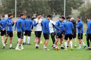 El Reial Oviedo s’ha entrenat al CE Futbol Salou, abans d’enfrontar-se al Nàstic