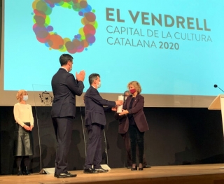 Els alcaldes del Vendrell i Tortosa en l&#039;acte de relleu de l&#039;any de la Capital Cultural Catalana, el 19 de desembre del 2020