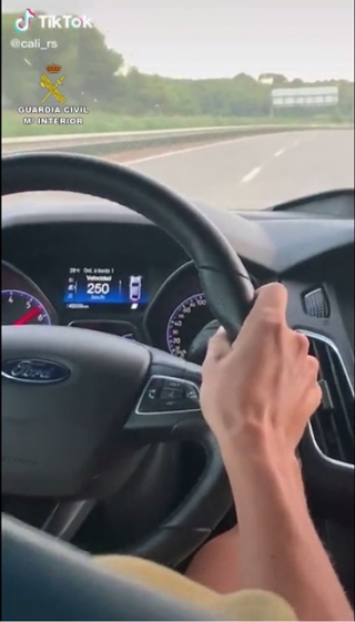 El jove es va gravar conduint el seu vehicle a 250 quilòmetres per hora a l&#039;autopista C-32