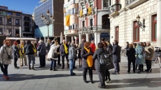 Diversos concentrats en la protesta dels Avis i Àvies per la Llibertat de Reus del passat 23 de desembre