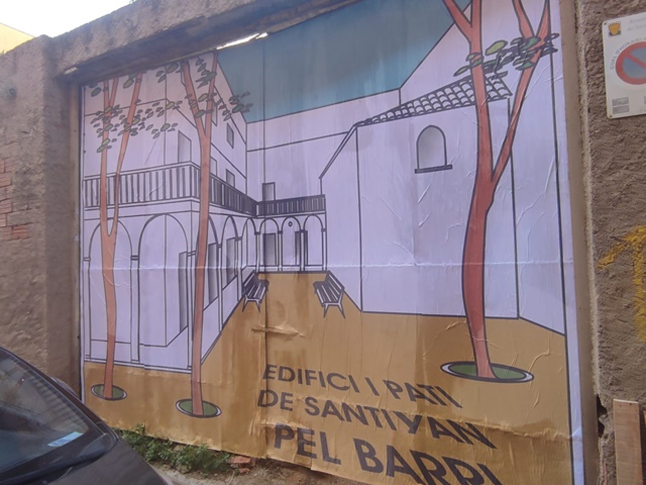 Imatge d&#039;arxiu d&#039;un mural reivindicatiu pintat l&#039;any passat a les portes del pati del carrer Santiyán 