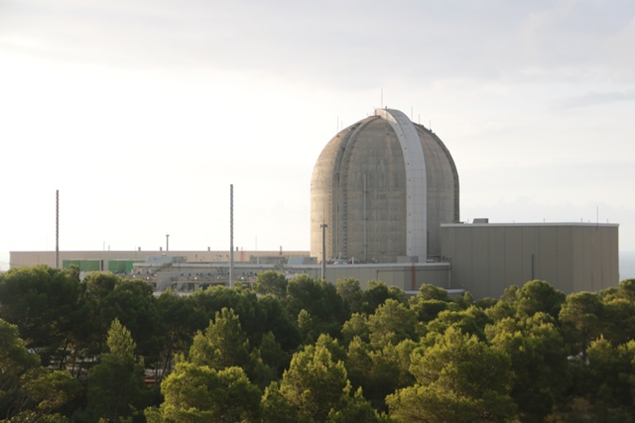 Imatge de les instal·lacions de la central nuclear Vandellòs II