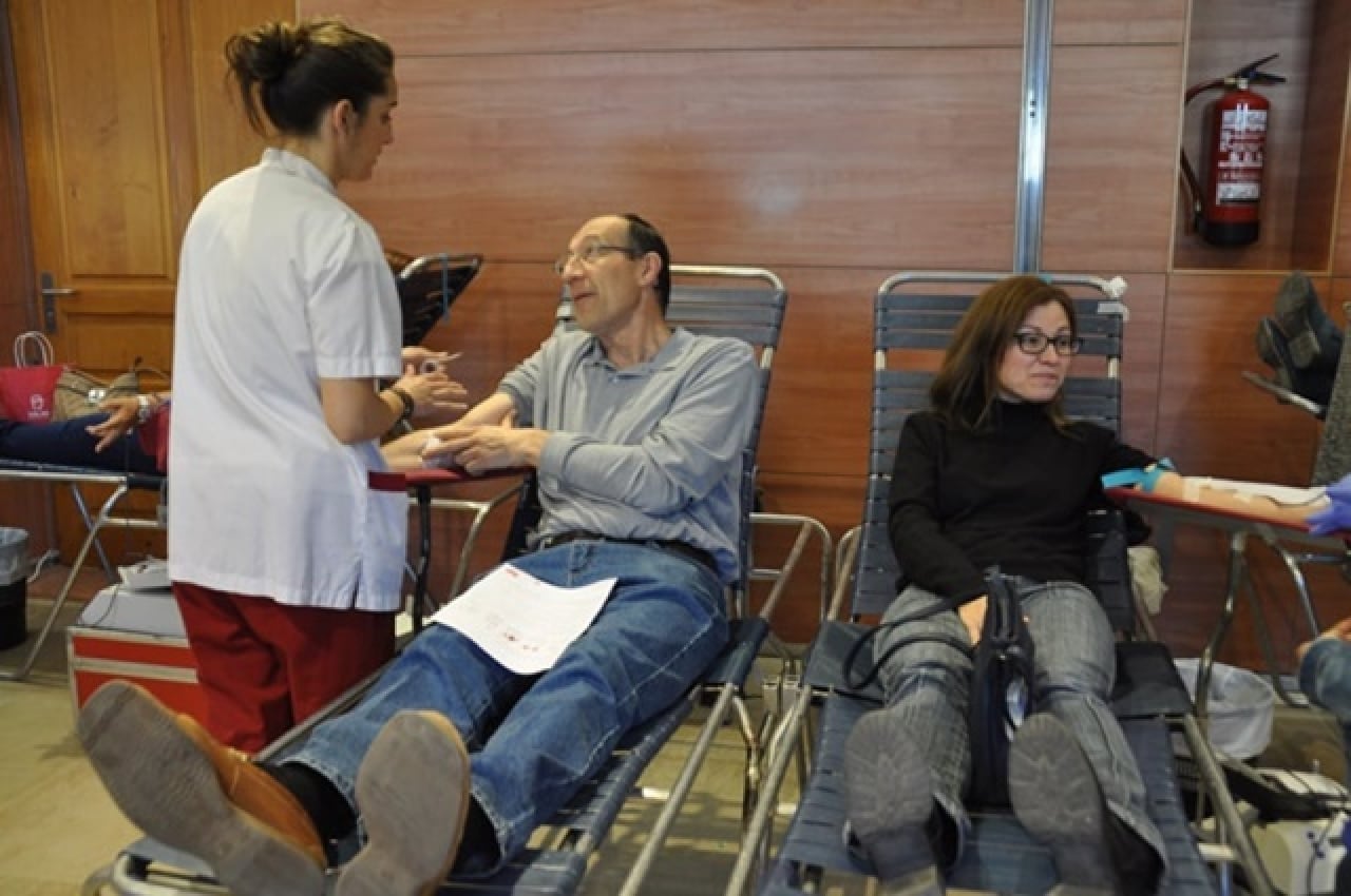 Imatge d&#039;arxiu d&#039;una campanya de donació de sang a Torredembarra