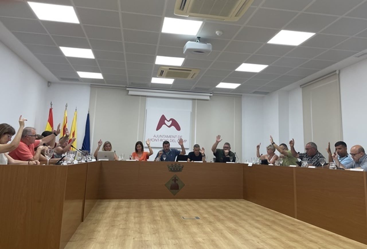 El plenari de l&#039;Ajuntament de Mont-roig del Camp va aprovar per unanimitat demanar a Educació una sèrie de millores per adequar l’oferta educativa a les necessitats reals del municipi