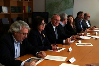 Els alcaldes de Cambrils, Reus i Tarragona en la reunió amb e secretari d&#039;Infraestructures i Mobilitat de la Generalitat, Isidre Gavín, per tractar el corredor del mediterrani