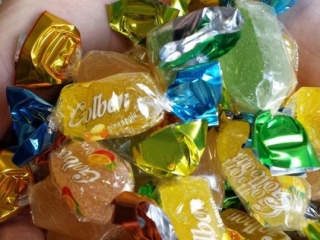 Els caramels que es repartiran durant la cavalcada dels Reis Mags d&#039;Orient de Banyeres del Penedès són sense gluten