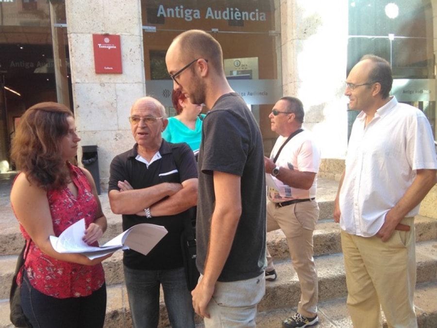 El grup de veïns han presentat les firmes al regidor de Cultura a l&#039;Antiga Audiència de Tarragona