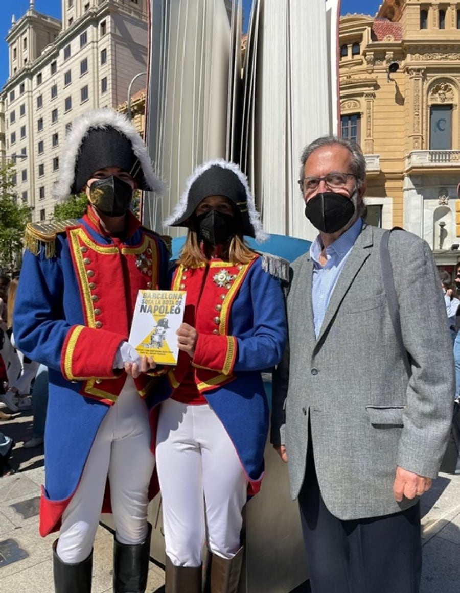 Imatge d&#039;arxiu de l&#039;escriptor i periodista, Jesús Conte, autor del llibre &#039;Barcelona sota la bota de Napoleó&#039;, durant una signatura de llibres a Barcelona