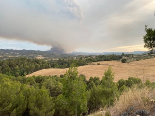 Imatge de l&#039;incendi de la Conca de Barberà i l&#039;Anoia vist des d&#039;Igualada, el 22 de juliol de 2021 