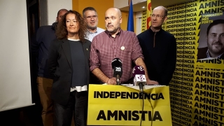 El candidat d&#039;ERC al Congrés per Tarragona, Jordi Salvador, adreçant-se a militants i simpatitzants al Casal Rovira i Virgili