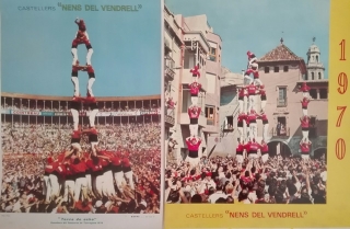 Imatges de dues actuacions dels Nens del Vendrell que formaven part d’un calendari del 1970