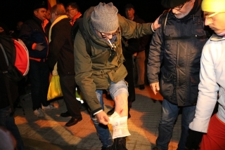 Un ciutadà amb una ferida al genoll en una actuació policial a la carretera de la presó de Mas d&#039;Enric durant el trasllat de Forcadell 
