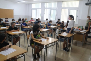Imatge d&#039;una aula de primer d&#039;ESO de l&#039;institut Ramon Barbat de Vila-seca el primer dia de curs 2021-2022, el 13 de setembre del 2021