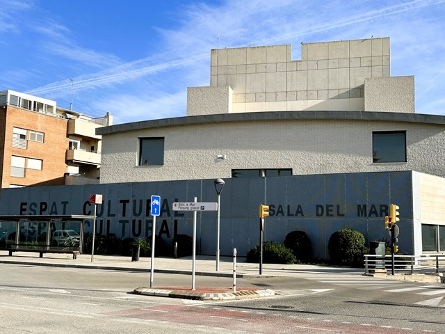 ANNA F. / AJUNT. DE TORREDEMBARRA