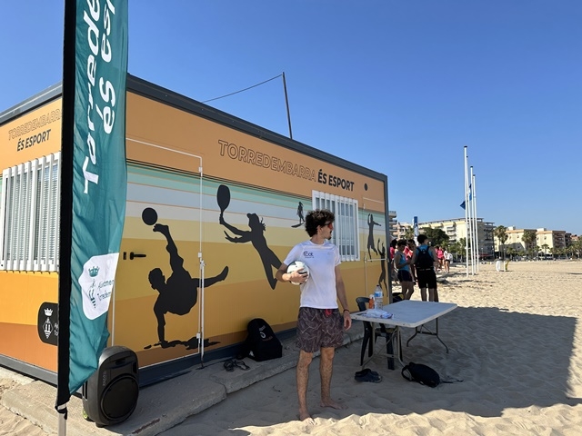 ANNA F. / AJ. DE TORREDEMBARRA