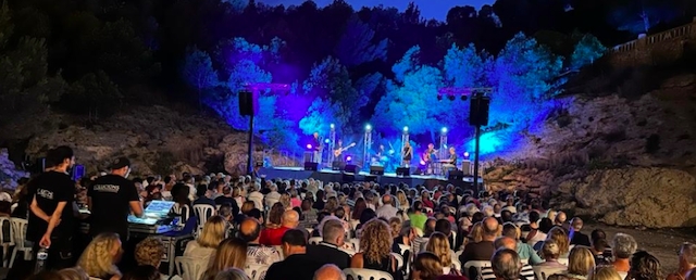 ANNA F. - AJ.TORREDEMBARRA