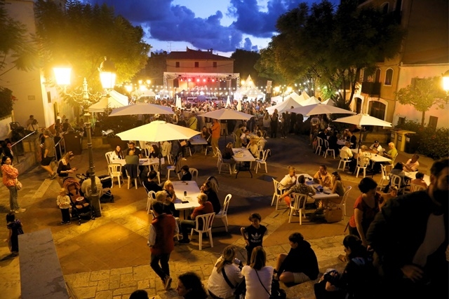 LADAN LOUKZADEH / AJ. TORREDEMBARRA