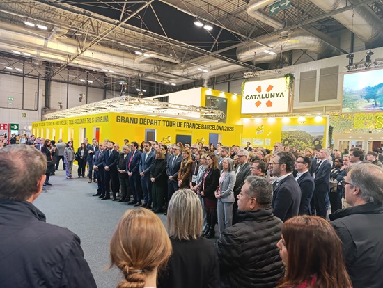 Fitur 2026 minut silenci