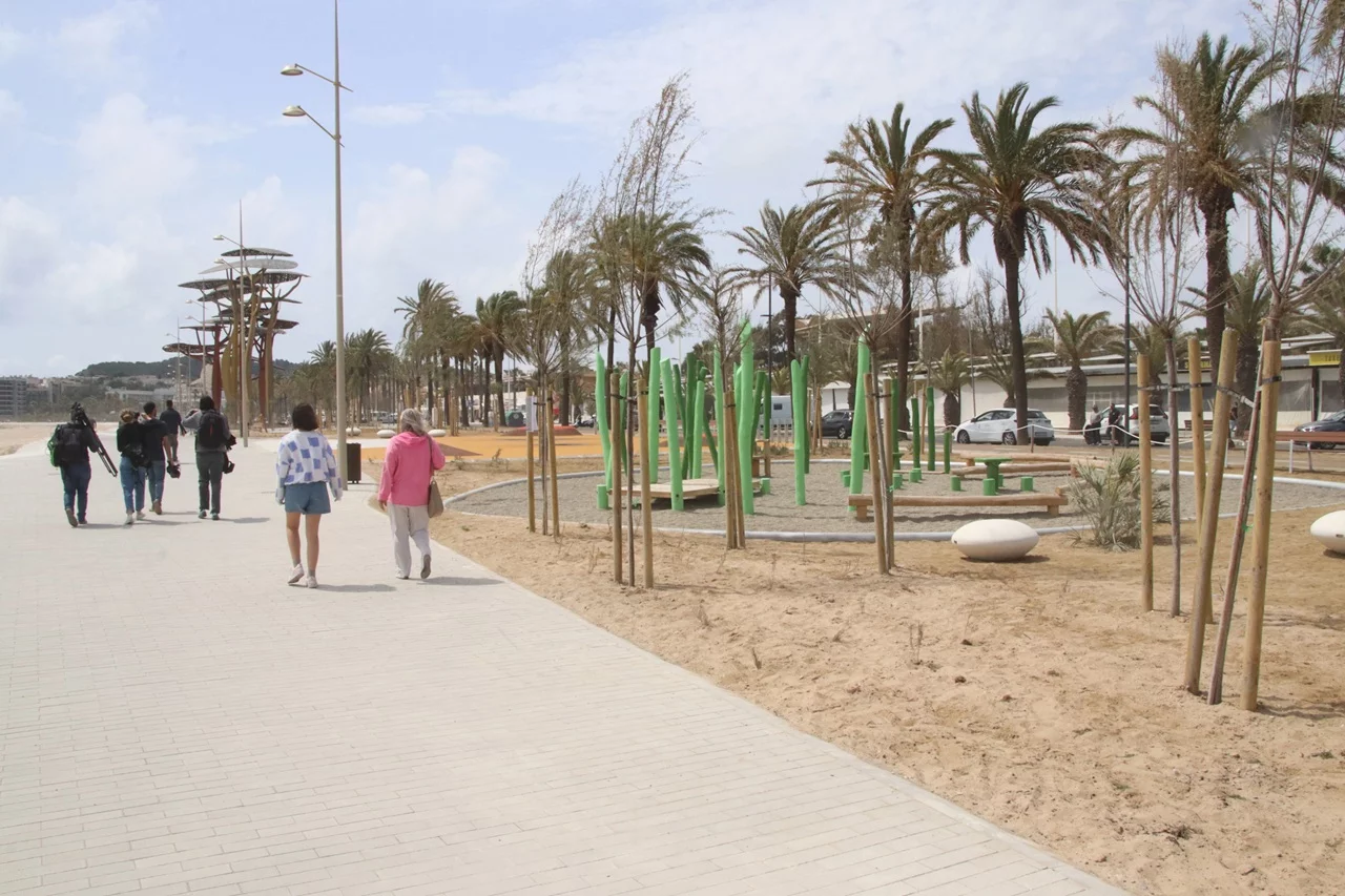 passeig de la pineda obre al públic