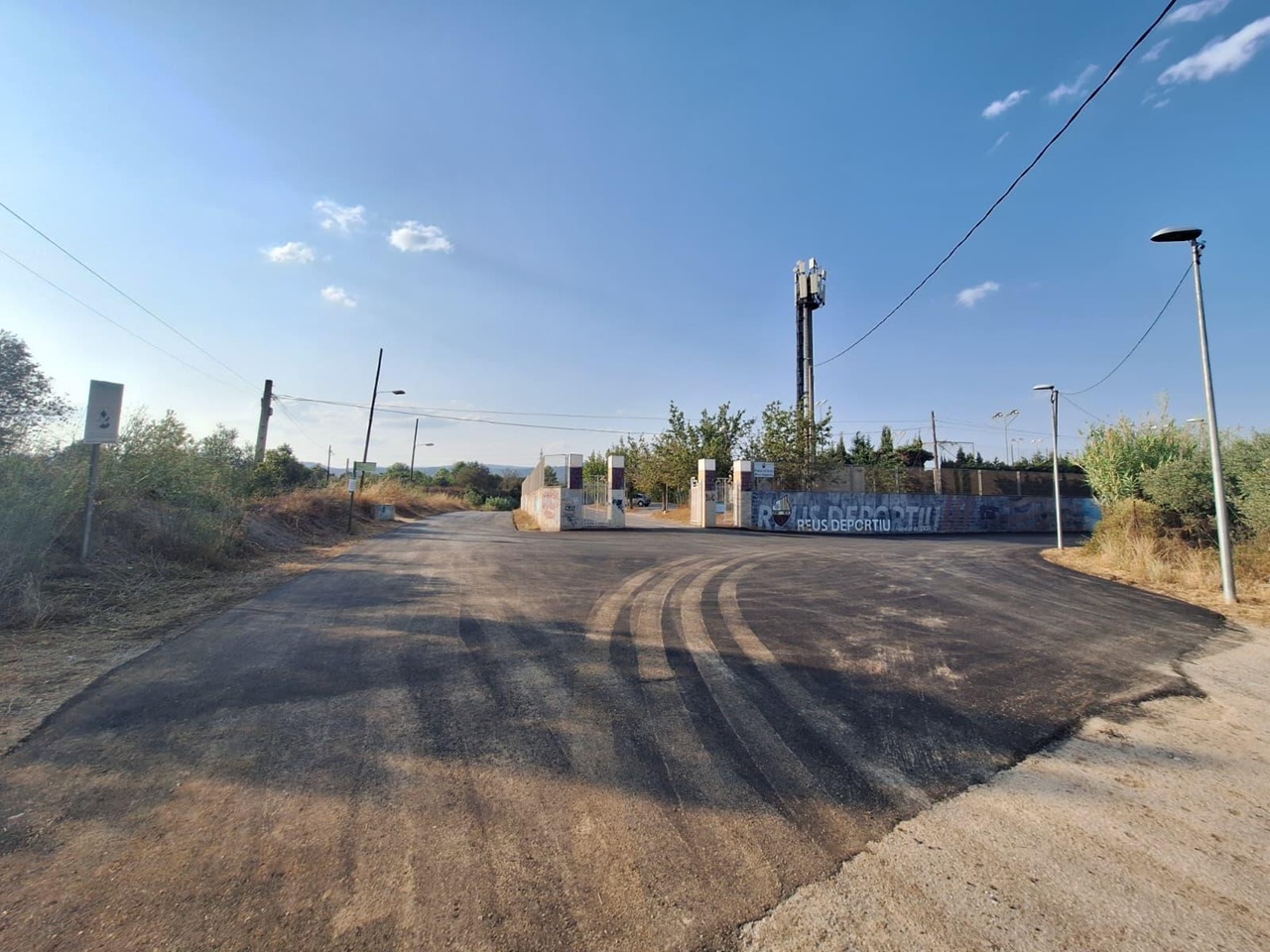 tram asfaltat del camí dels cinc ponts
